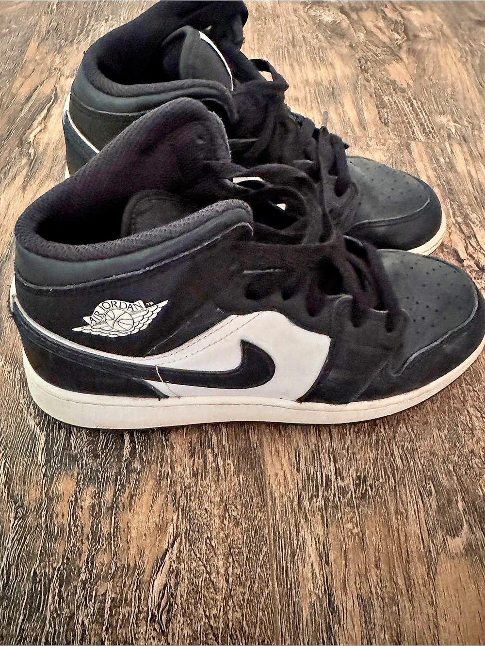Jordan Air Jordan 1 Mid GS 'Black Off Noir' Black & White Boys US 6Y